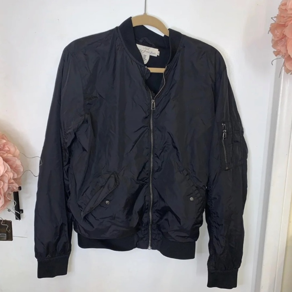 Bomber jacket